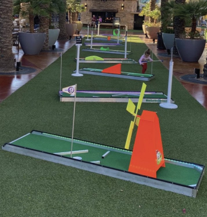 Portable Mini Golf (9 Hole) - The Big Bounce Theory LTD